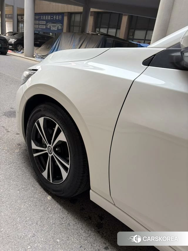 Nissan Xuan Yi 2021 Белый из Китая, фото 6