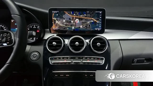 Mercedes-Benz C-Class W205 2019 Белый из Кореи, фото 6