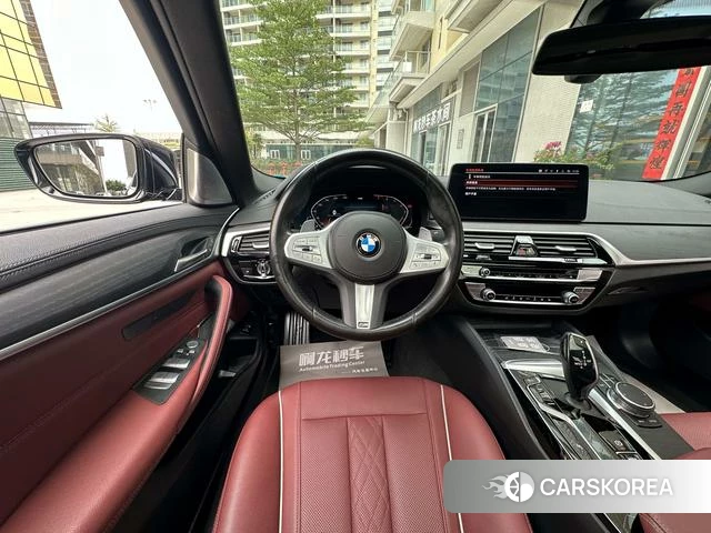 BMW 5 series 2023 Черный из Китая, фото 6