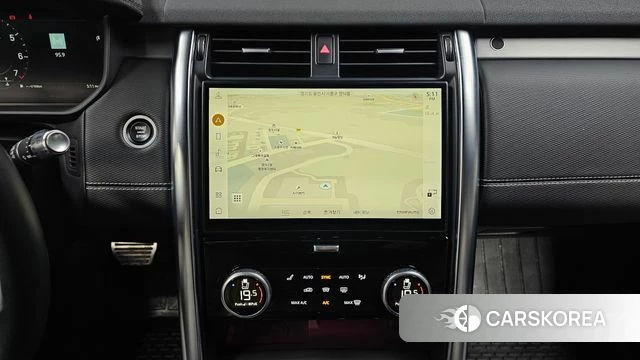 Land Rover Discovery 5 2022 Черный из Кореи, фото 6