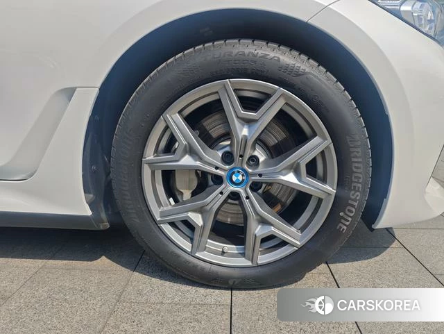 BMW i3 2024 Белый из Китая, фото 6