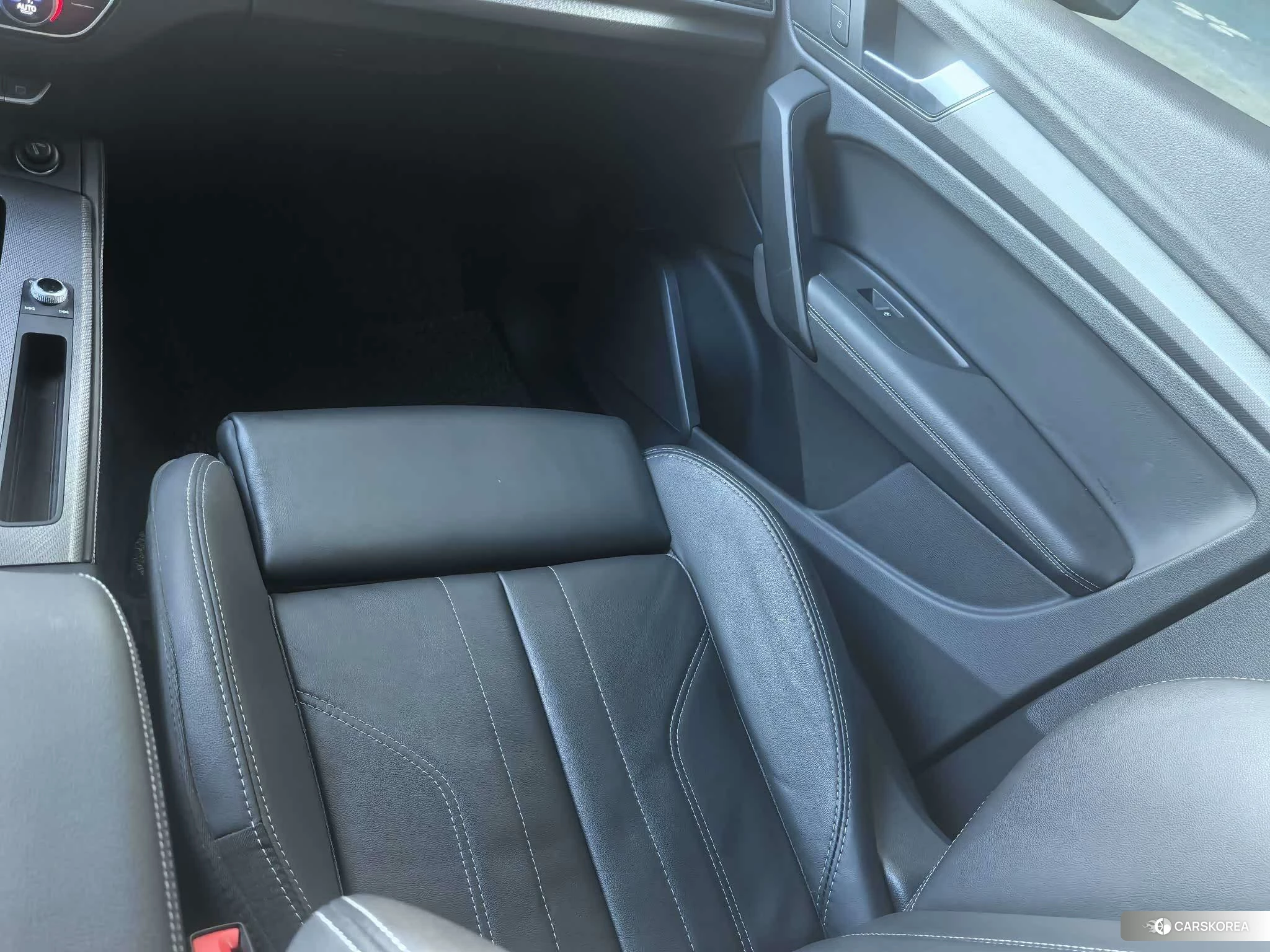 Audi Q5L 2022 Черный из Китая, фото 6