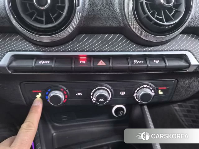 Audi Q2L 2022 Красный из Китая, фото 6