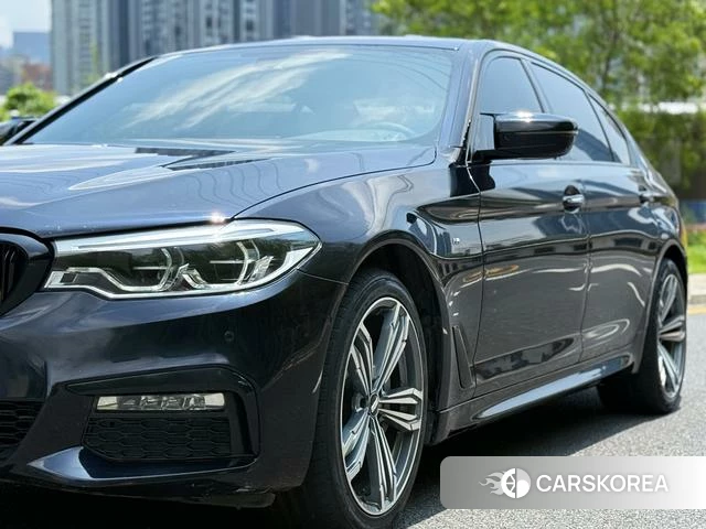 BMW 5 series 2018 Черный из Китая, фото 6