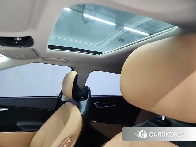 Kia EV6 2022 Белый из Кореи, фото 6