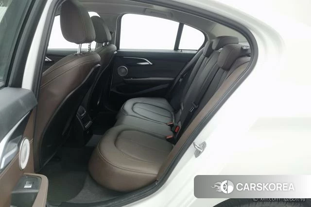 BMW 1 series 2023 Белый из Китая, фото 6