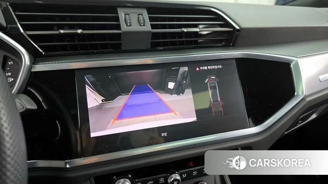 Audi Q3 (F3) 2023 Белый из Кореи, фото 6