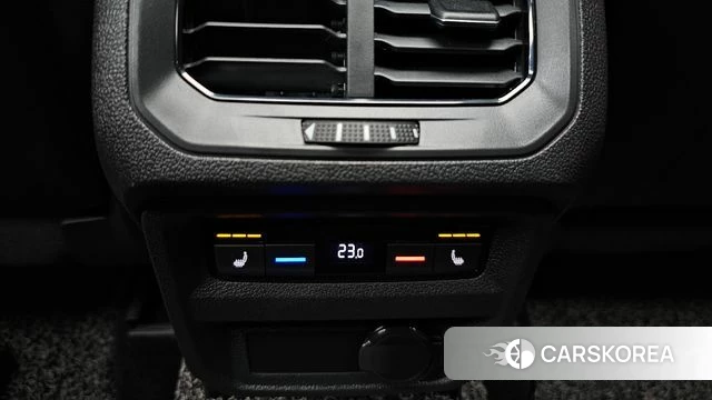 Volkswagen Tiguan second Generation 2021 Черный из Кореи, фото 6