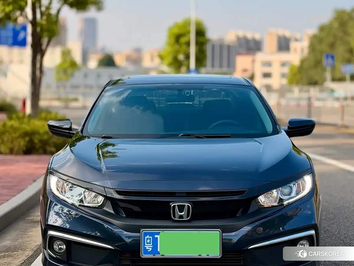 Honda Civic 2021 Silver/gray из Китая, фото 6
