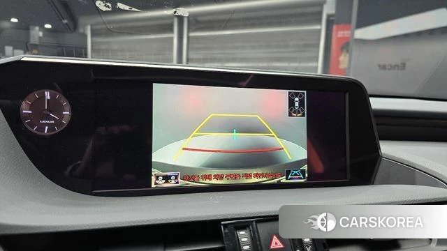 Lexus ES300h 7th generation 2018 Песочный из Кореи, фото 6