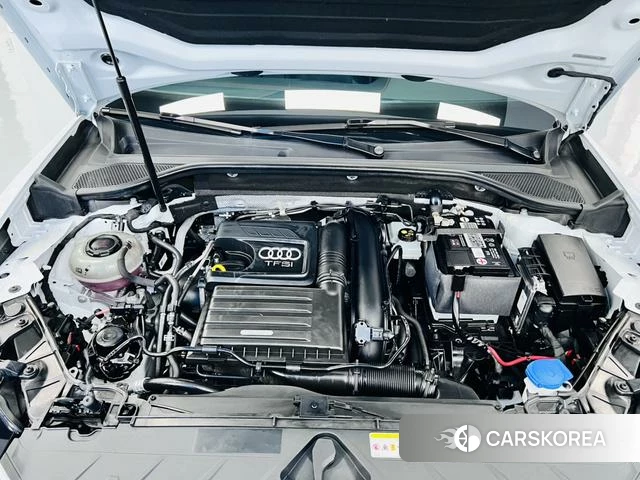 Audi Q2L 2022 Белый из Китая, фото 6