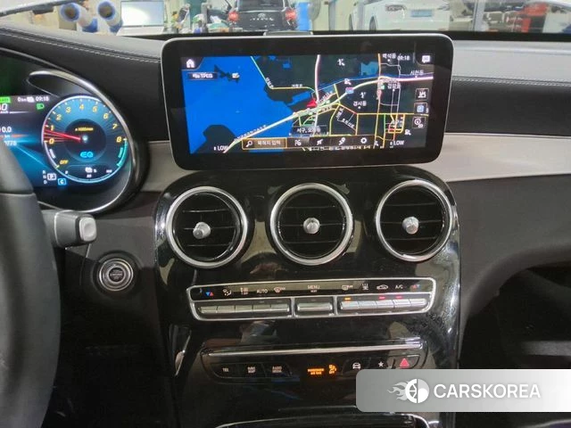 Mercedes-Benz GLC-Class X253 2022 Белый из Кореи, фото 6