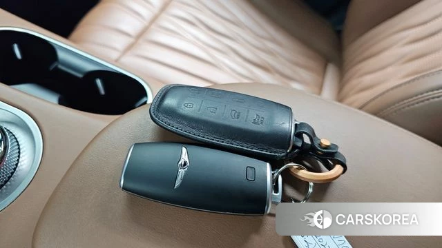 Genesis GV70 2022 Черный из Кореи, фото 6