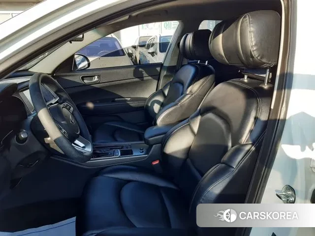 Kia The New K5 2nd generation 2018 Белый из Кореи, фото 6