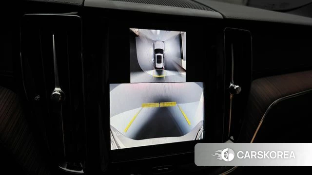 Volvo XC60 second Generation 2024 Белый из Кореи, фото 6