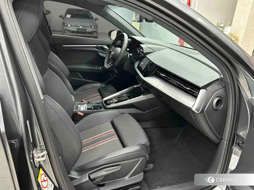 Audi A3 2022 Silver/gray из Китая, фото 6