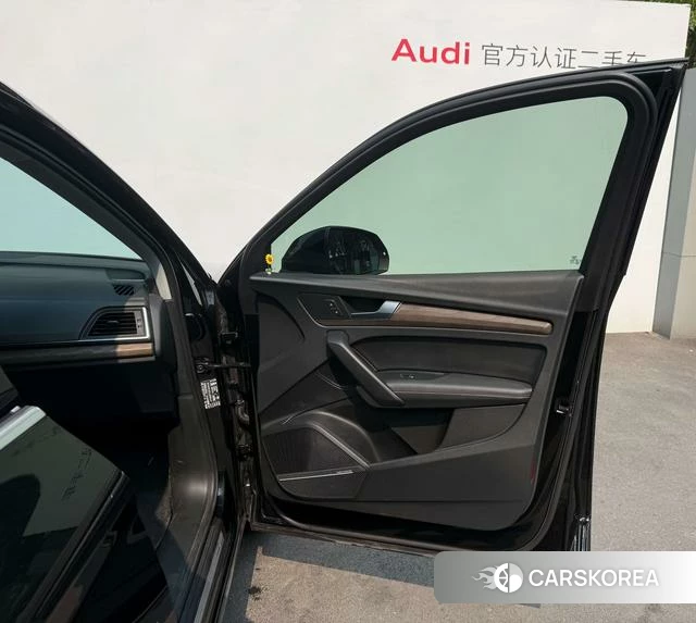 Audi Q5L 2023 Черный из Китая, фото 6