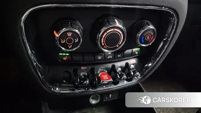 Mini Cooper D Clubman 2019 Песочный из Кореи, фото 6