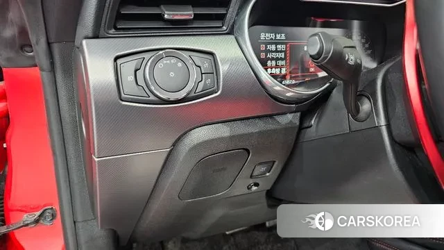 Ford Mustang 2022 Красный из Кореи, фото 6