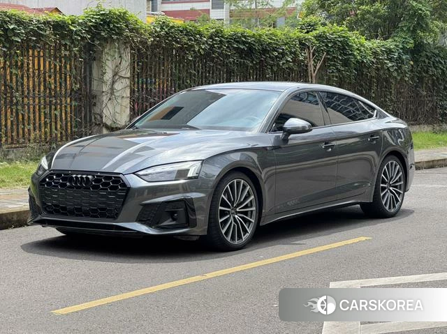 Audi A5 2023 Серебристо-серый из Китая, фото 6