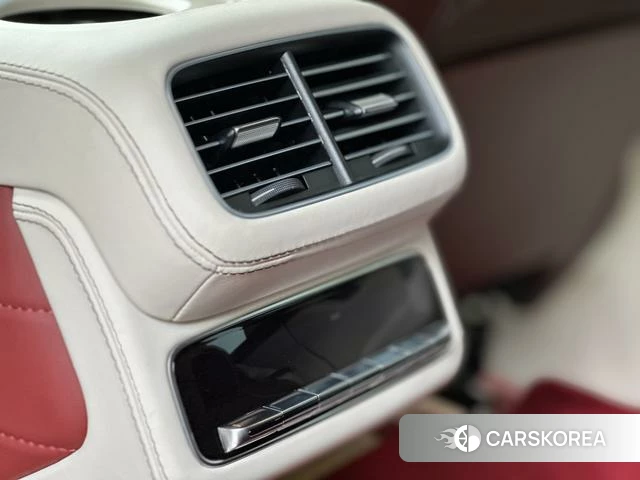 Mercedes-Benz Maybach GLS 2022 Серебристо-серый из Китая, фото 6
