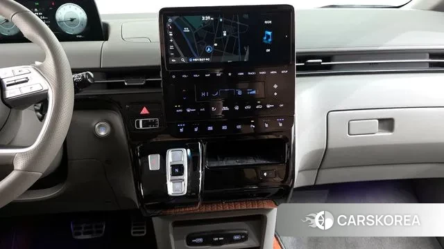 Hyundai Staria 2023 Белый из Кореи, фото 6