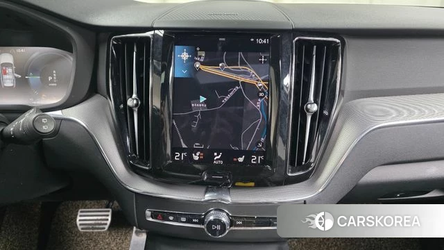 Volvo XC60 second Generation 2020 Белый из Кореи, фото 6