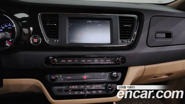 Kia The New Carnival id 2471174 из Кореи 6