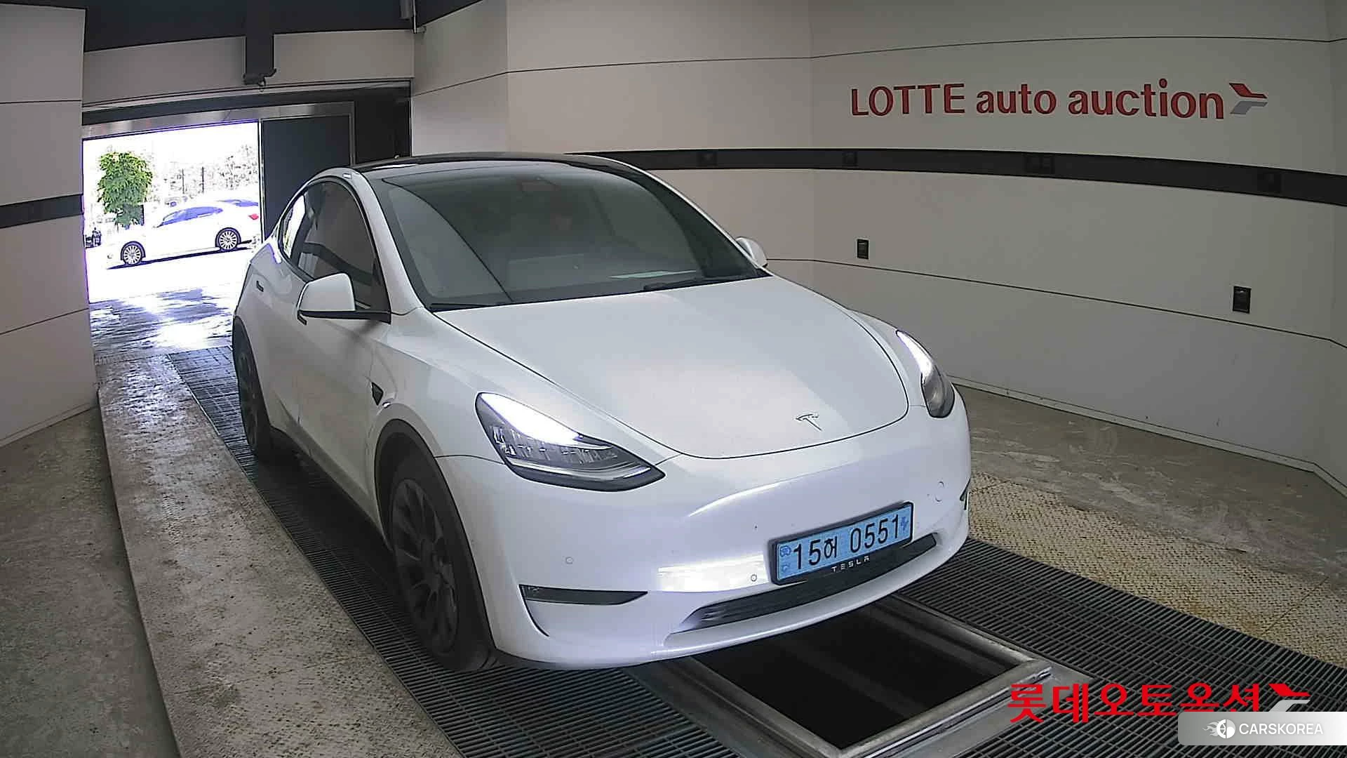 Tesla Model Y Long Range 2022 Pearl White Multi-coat из Кореи, фото 6