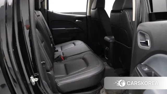 Chevrolet (GM Daewoo) Real New Colorado 2022 Черный из Кореи, фото 6