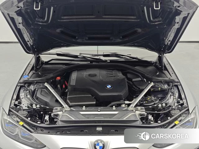 BMW 4 series 2025 Серебристо-серый из Китая, фото 6