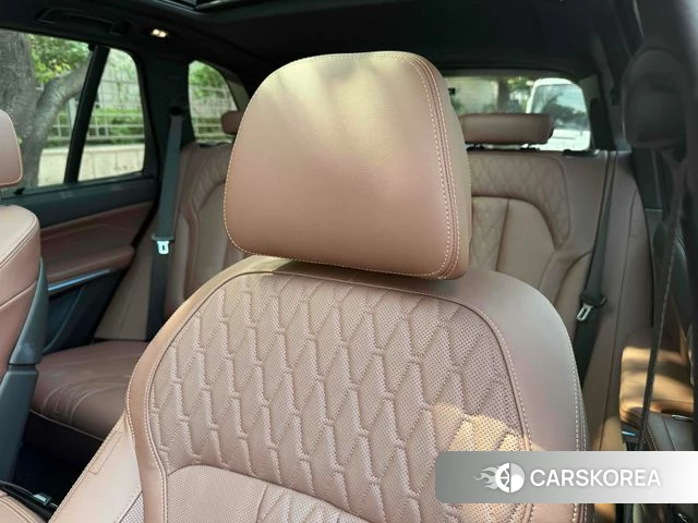 BMW X5 (G05) 2025 Черный из Кореи, фото 6