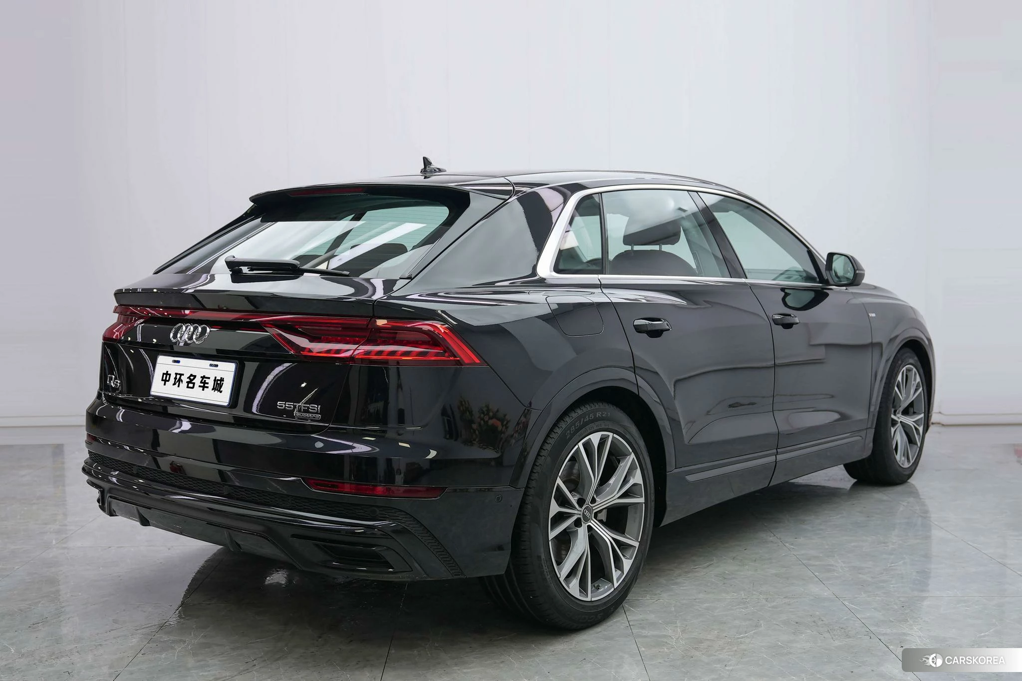 Audi Q8 2020 Черный из Китая, фото 6