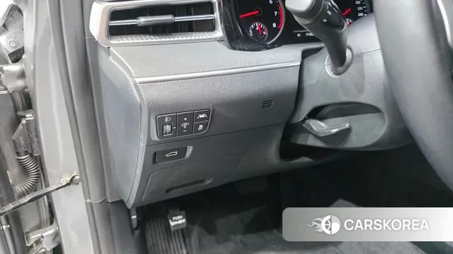 Kia K5 3rd generation 2023 Серебряный из Кореи, фото 6