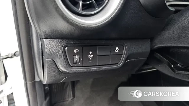 Kia The New K3 2nd generation 2021 Белый из Кореи, фото 6