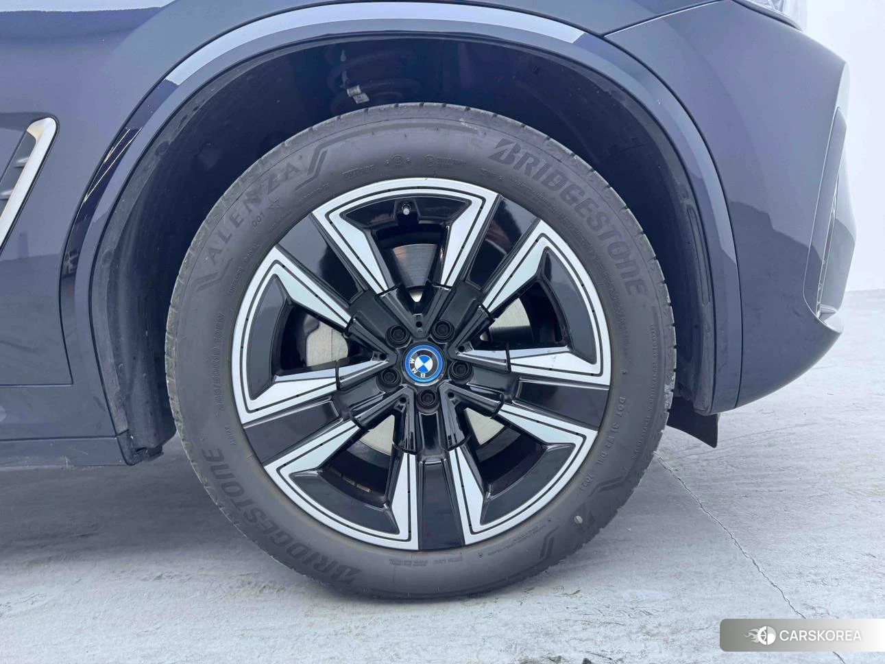BMW iX3 2024 Синий из Китая, фото 6