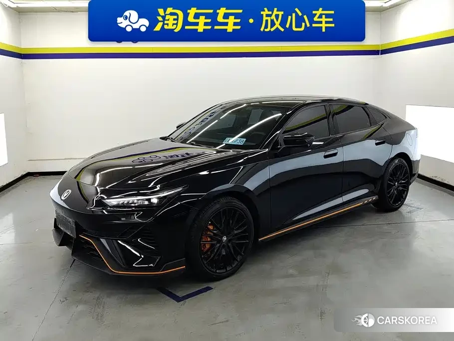 Chang'an UNI-V 2025 Черный из Китая, фото 6