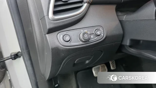 Chevrolet (GM Daewoo) The New Trax 2020 Белый из Кореи, фото 6