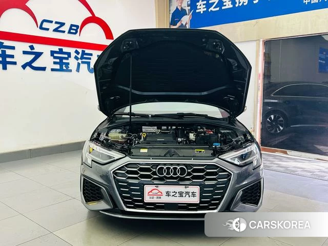 Audi A3 2023 Темно-серый из Китая, фото 6