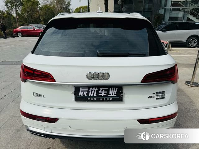 Audi Q5L 2022 Белый из Китая, фото 6