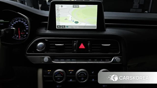 Genesis G70 2018 Коричневый из Кореи, фото 6