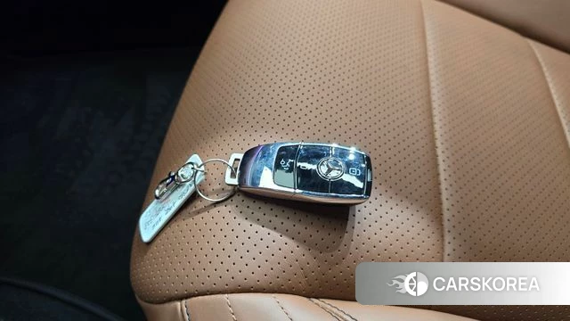 Mercedes-Benz E-Class W213 2021 Белый из Кореи, фото 6