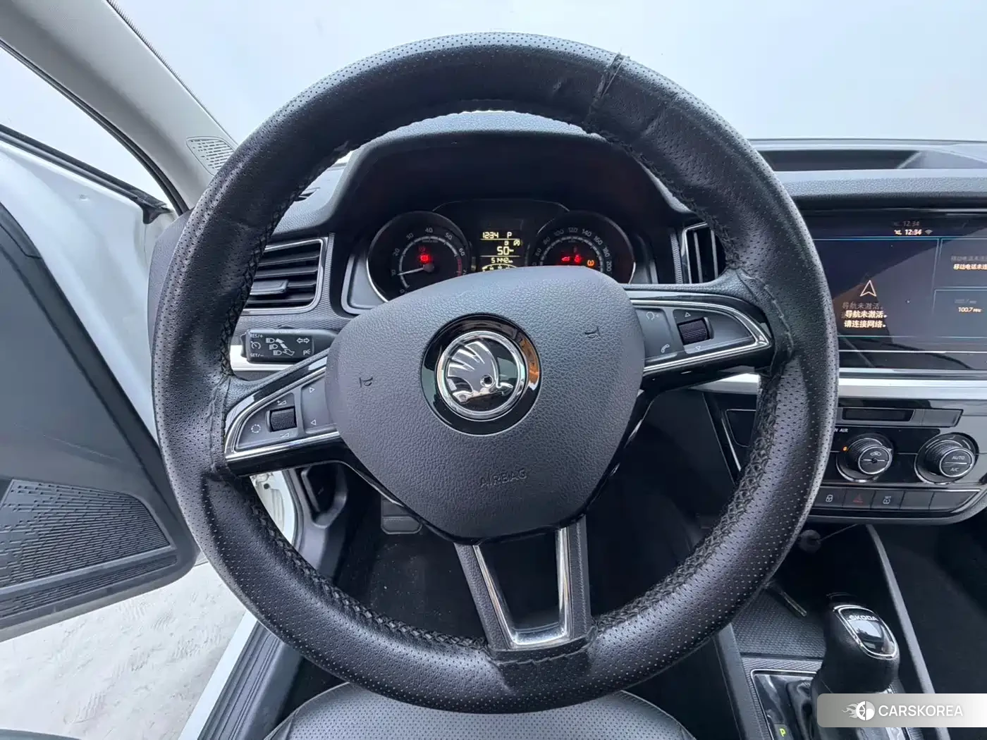 Skoda Kamiq 2023 Белый из Китая, фото 6