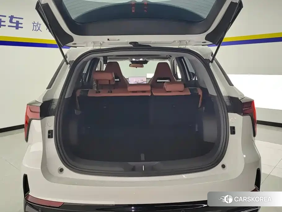 Chang'an Changan CS75PLUS 2026 Белый из Китая, фото 6