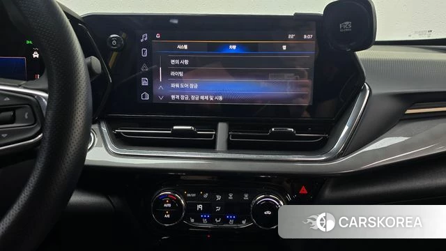 Chevrolet (GM Daewoo) Trax Crossover 2023 Золотой из Кореи, фото 6