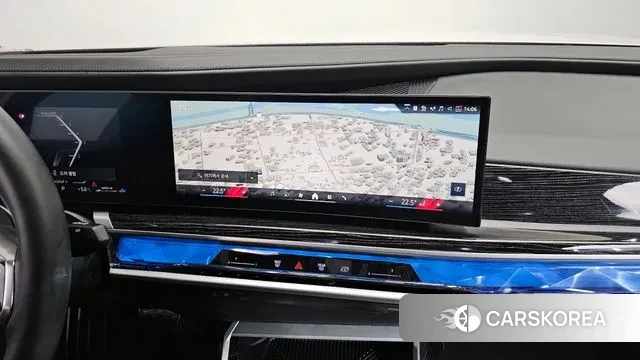 BMW 7 Series (G70) 2024 Белый из Кореи, фото 6