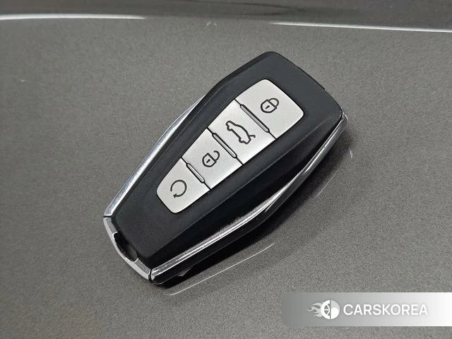 Geely Automobile Binrui 2024 Темно-серый из Китая, фото 6