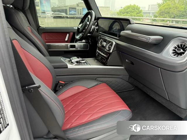 Mercedes-Benz G-class 2024 Белый из Китая, фото 6