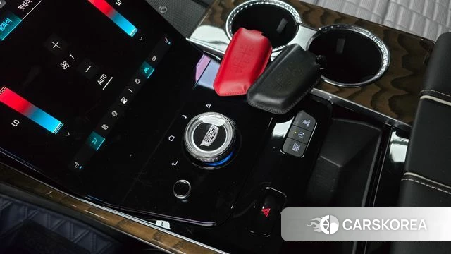Cadillac Escalade 5th Generation 2025 Черный из Кореи, фото 6