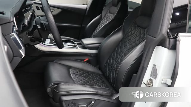 Audi Q8 (4M) 2020 Белый из Кореи, фото 6